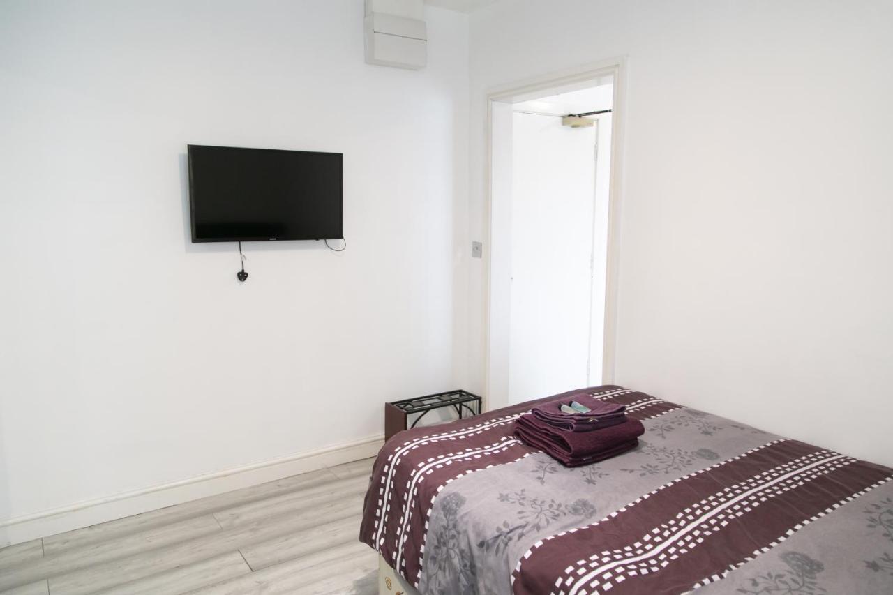 Hills View Apartments Manchester Bagian luar foto
