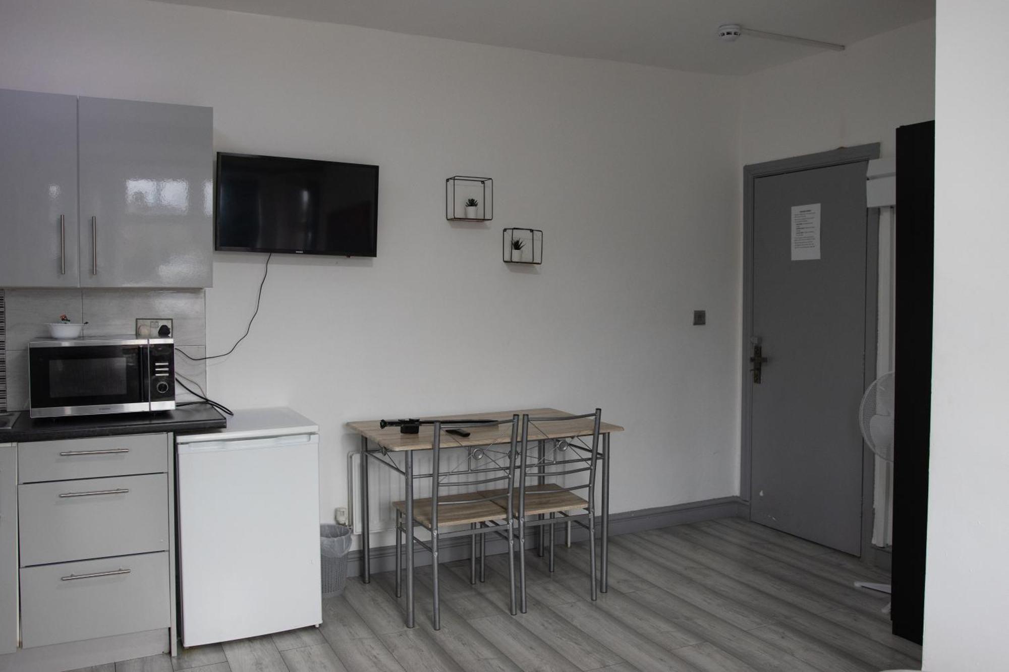 Hills View Apartments Manchester Bagian luar foto