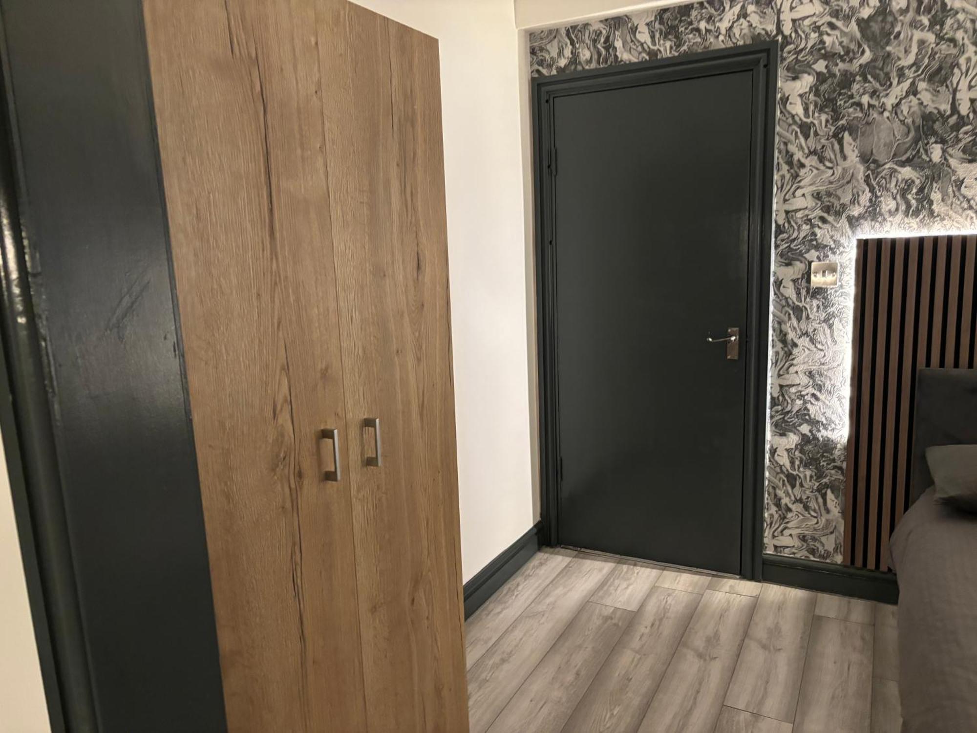 Hills View Apartments Manchester Bagian luar foto